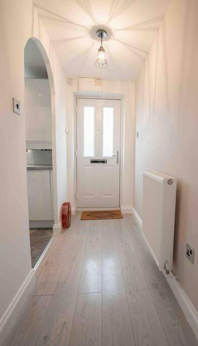 Stunning Abode 5 Min From Nec & Bhx, Pets Allowed Marston Green Rom bilde